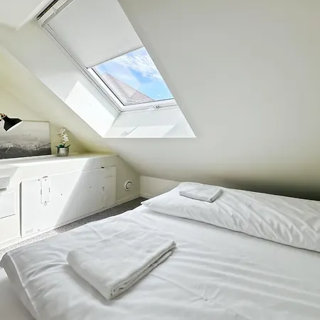 With 2 Bedrooms Ap 12